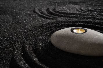 Чёрный песок в настольный японский сад