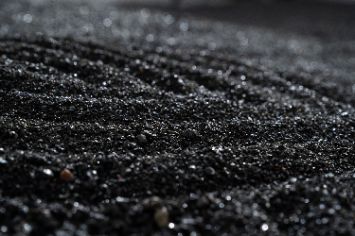 Декоративная чёрная крошка